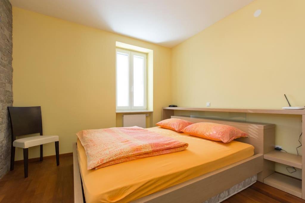 Villa Ajda - Orange Room Omišalj Kültér fotó